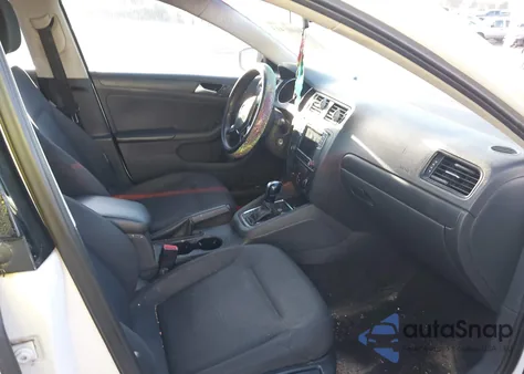 2016 Volkswagen Jetta 1.4T S z USA, uszkodzony, nr VIN 3VW267AJ1GM319418